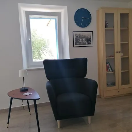 Dugi Otok, Zman, Stara Posta Lägenhet